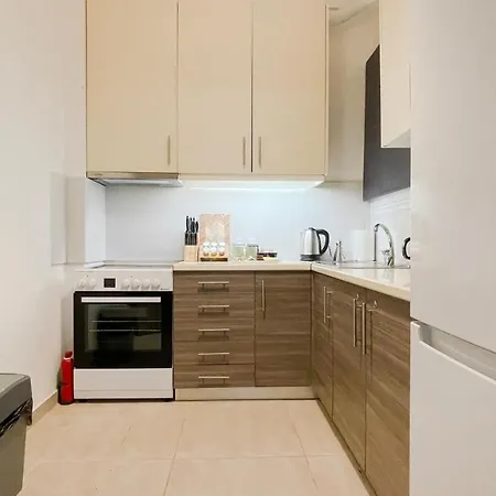Apartment Kodrigktonos 77sqm In Viktoria *